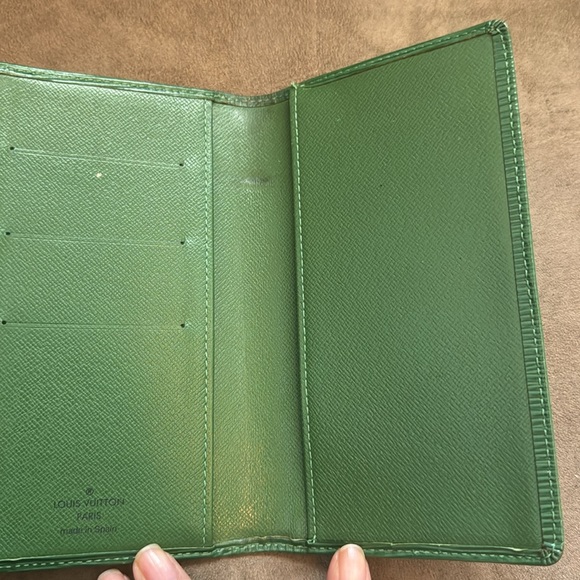 LV Green Epi Wallet - Picture 7 of 10